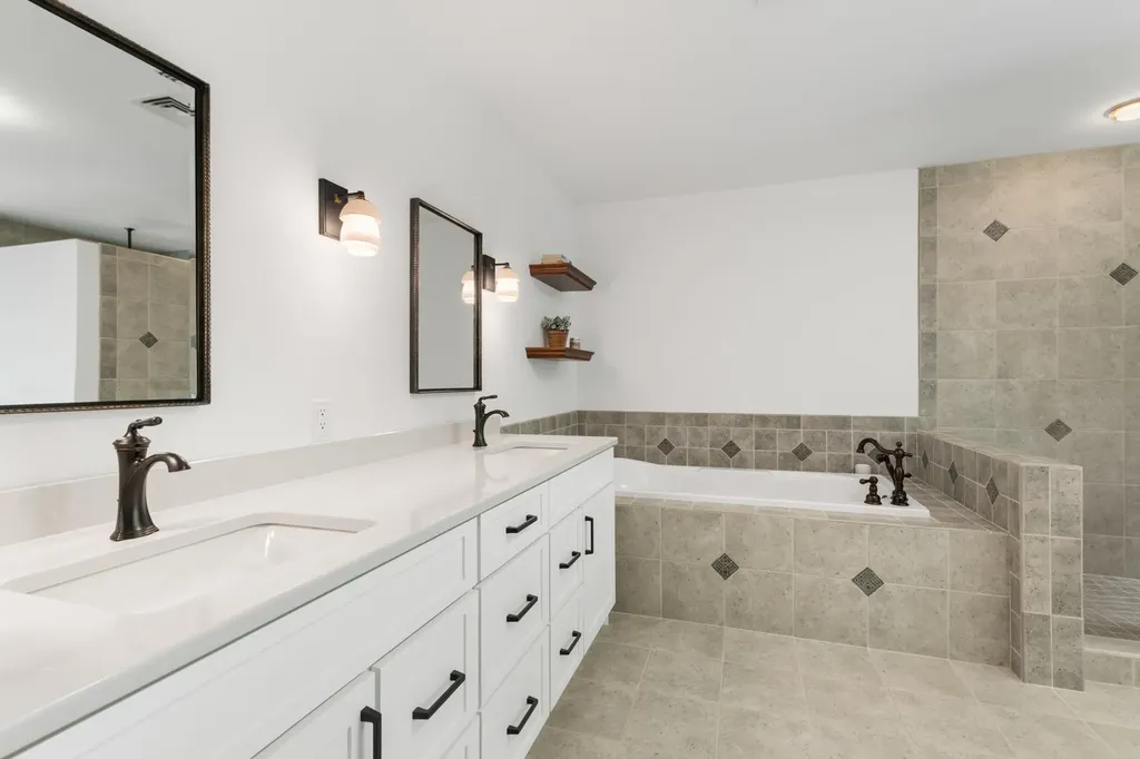 402 Bay Road Durham NH 03824