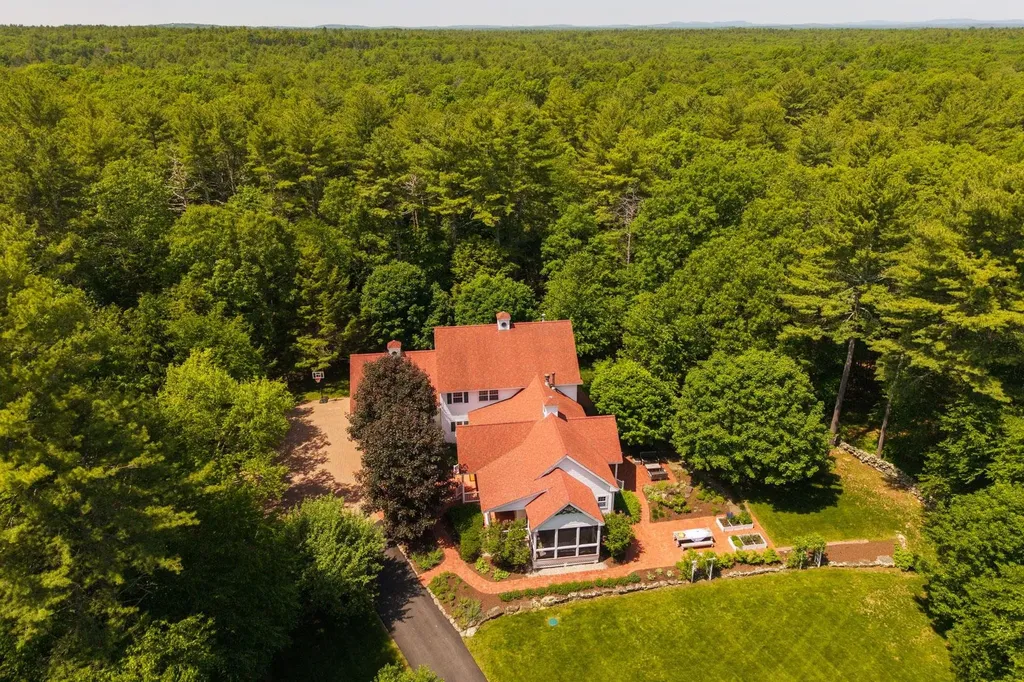 402 Bay Road Durham NH 03824