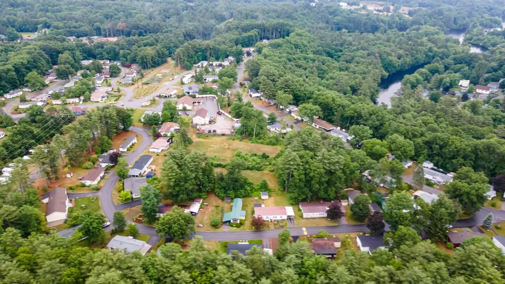 53 River Ledge Drive Goffstown NH 03045