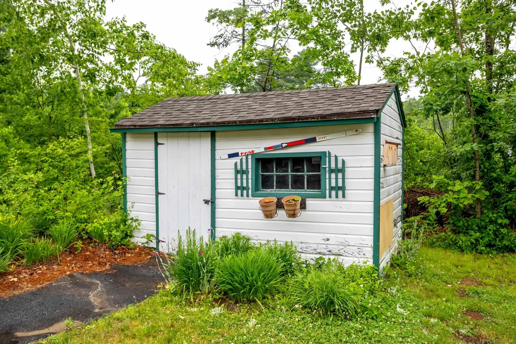 53 River Ledge Drive Goffstown NH 03045