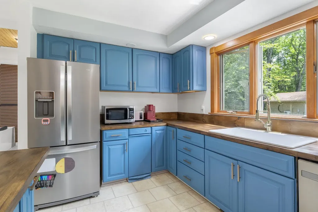 314 Wentworth Road Brookfield NH 03872