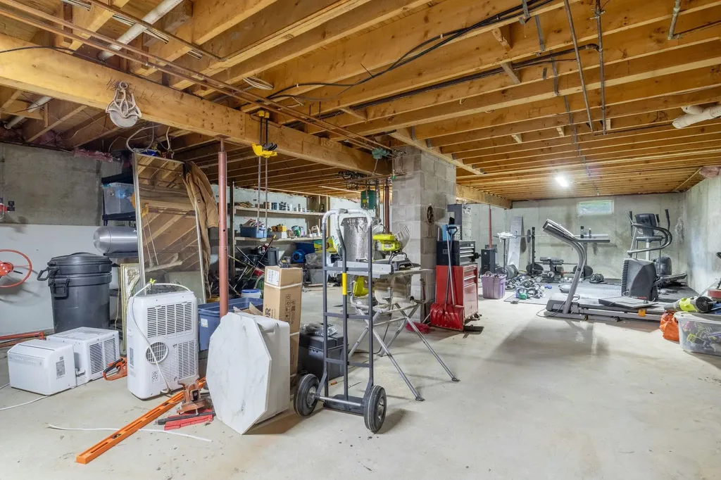314 Wentworth Road Brookfield NH 03872
