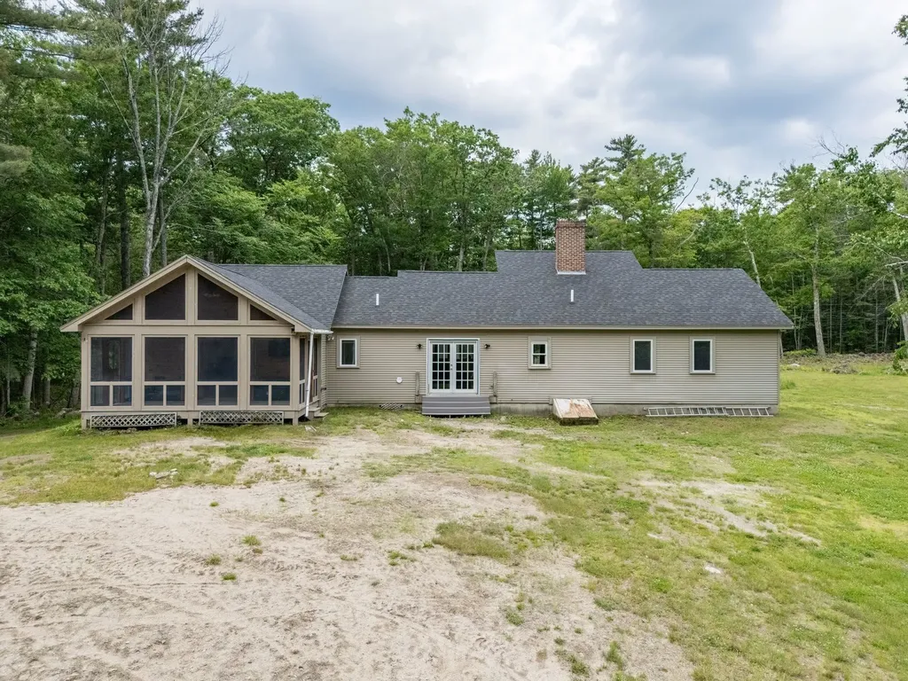 314 Wentworth Road Brookfield NH 03872