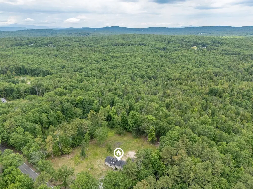 314 Wentworth Road Brookfield NH 03872