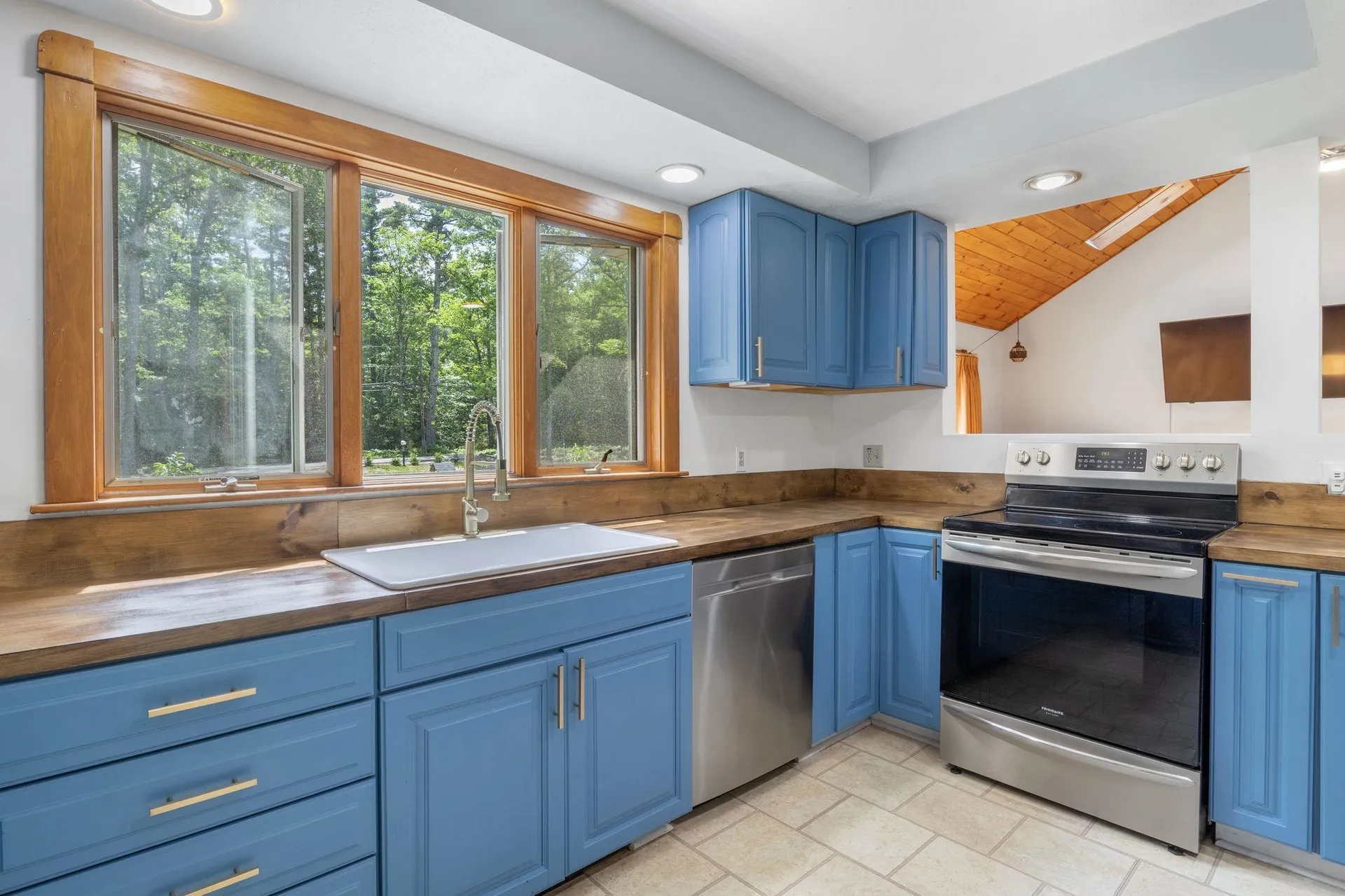 314 Wentworth Road Brookfield NH 03872