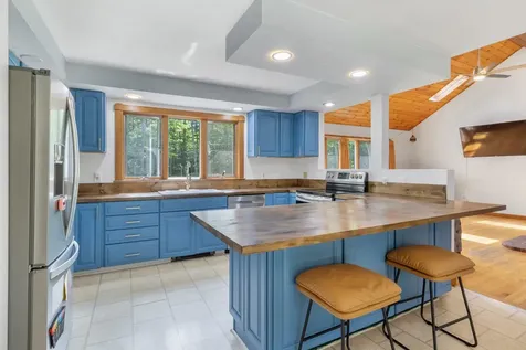 314 Wentworth Road Brookfield NH 03872