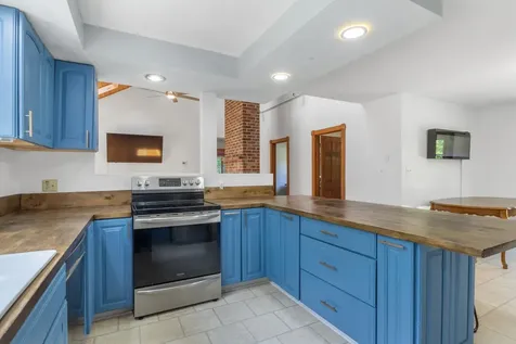314 Wentworth Road Brookfield NH 03872