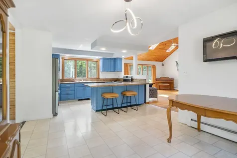 314 Wentworth Road Brookfield NH 03872