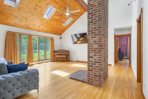 314 Wentworth Road Brookfield NH 03872