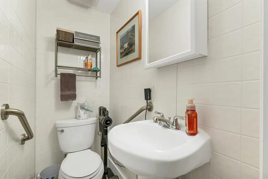 125 Woodland Avenue Gilford NH 03249