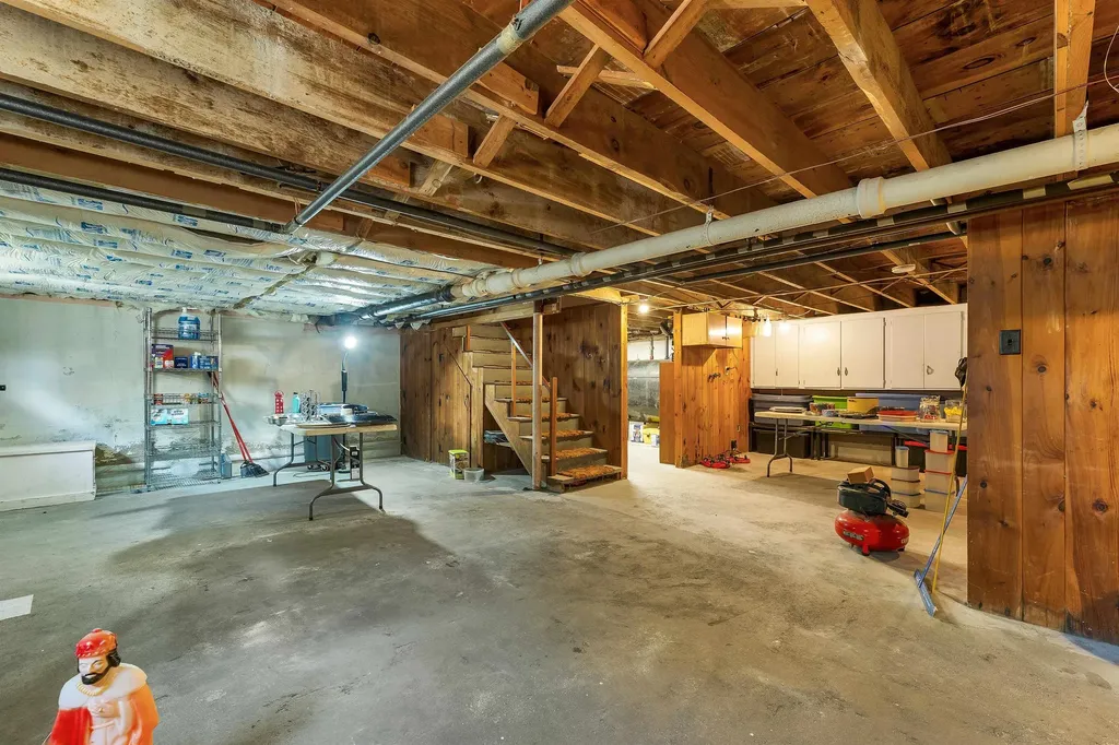 125 Woodland Avenue Gilford NH 03249