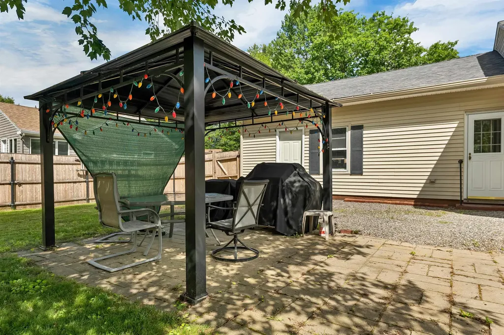 125 Woodland Avenue Gilford NH 03249