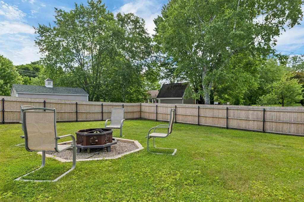 125 Woodland Avenue Gilford NH 03249