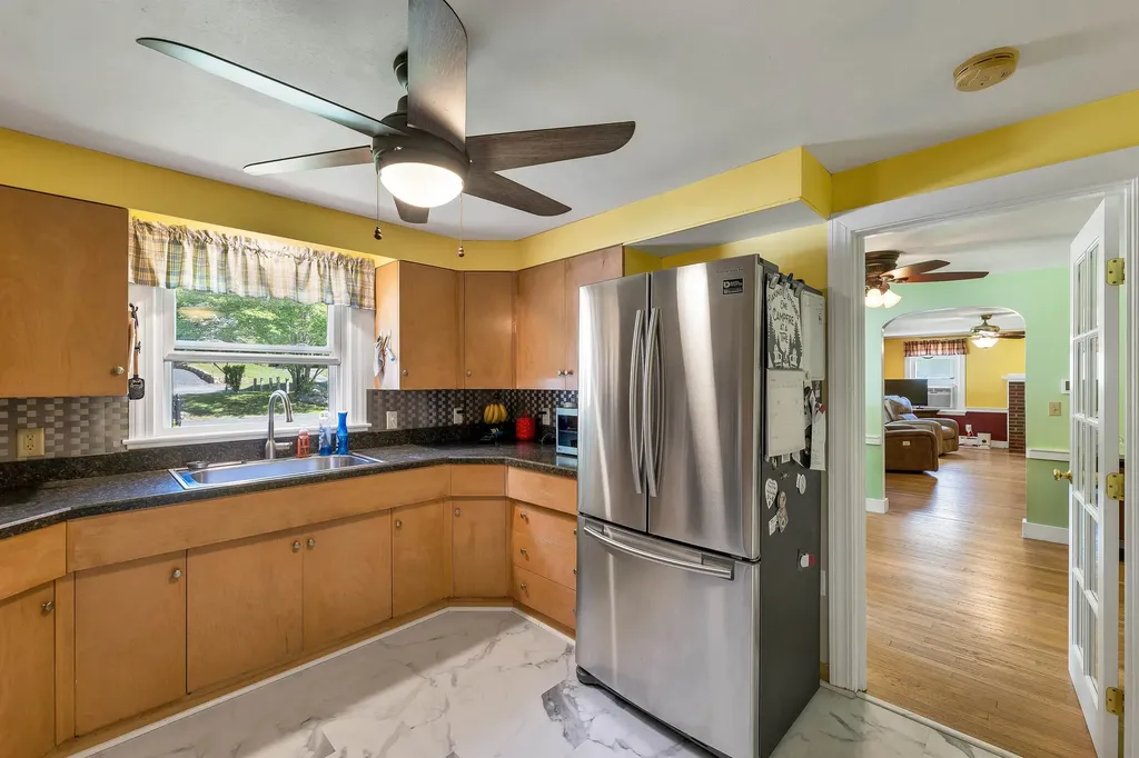 125 Woodland Avenue Gilford NH 03249