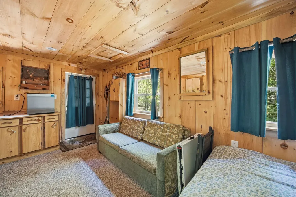 173 John Jones Road Middleton NH 03887