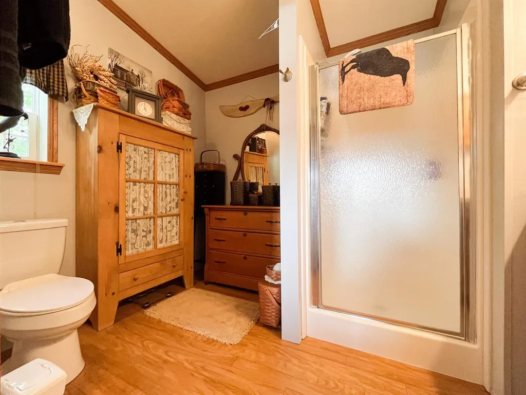 16 Julia's Way Littleton NH 03561