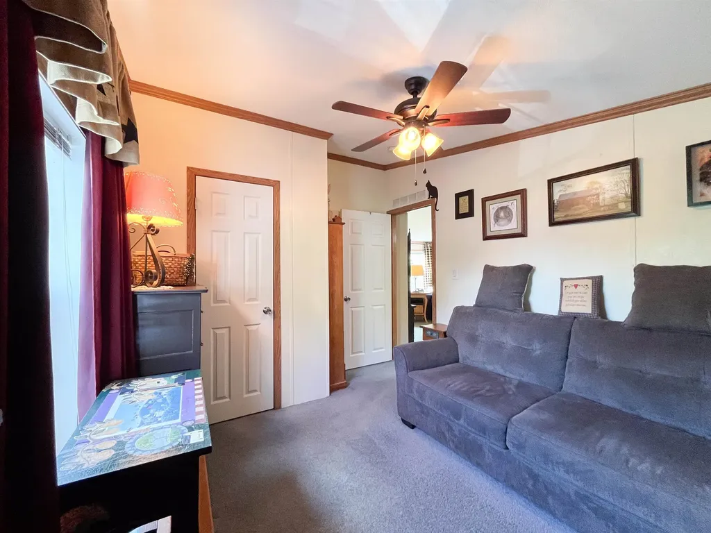 16 Julia's Way Littleton NH 03561