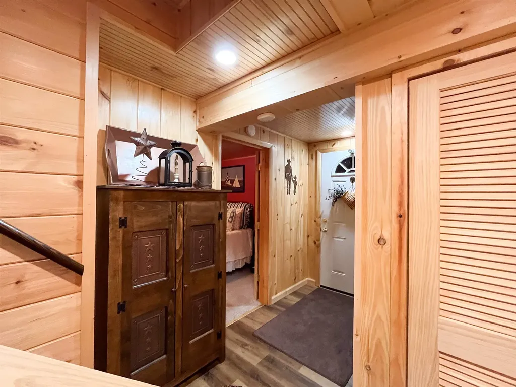 16 Julia's Way Littleton NH 03561
