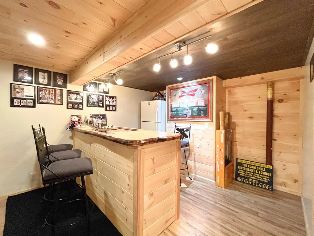 16 Julia's Way Littleton NH 03561