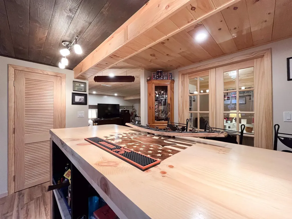 16 Julia's Way Littleton NH 03561