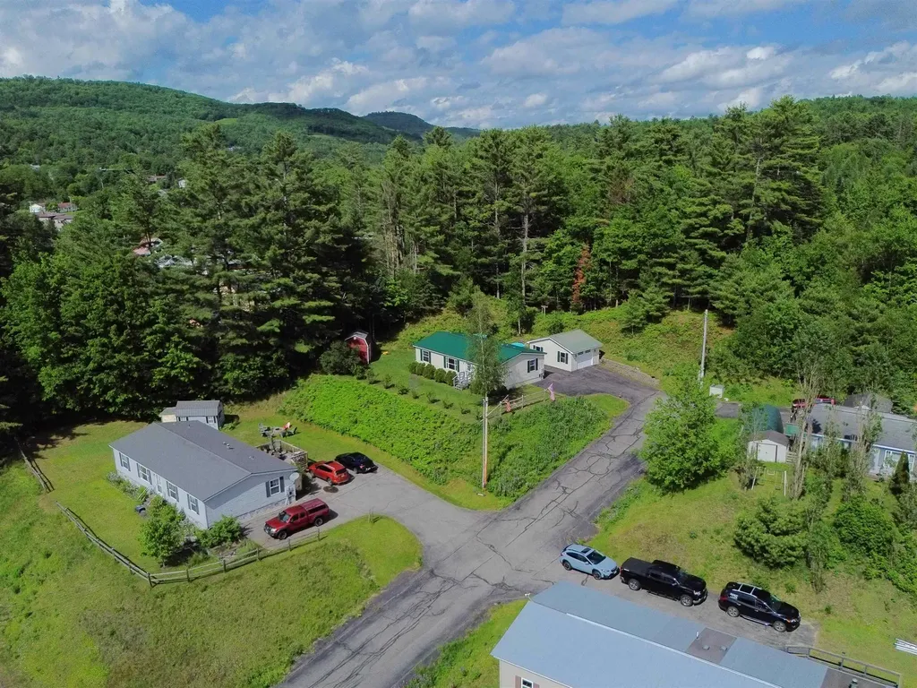 16 Julia's Way Littleton NH 03561