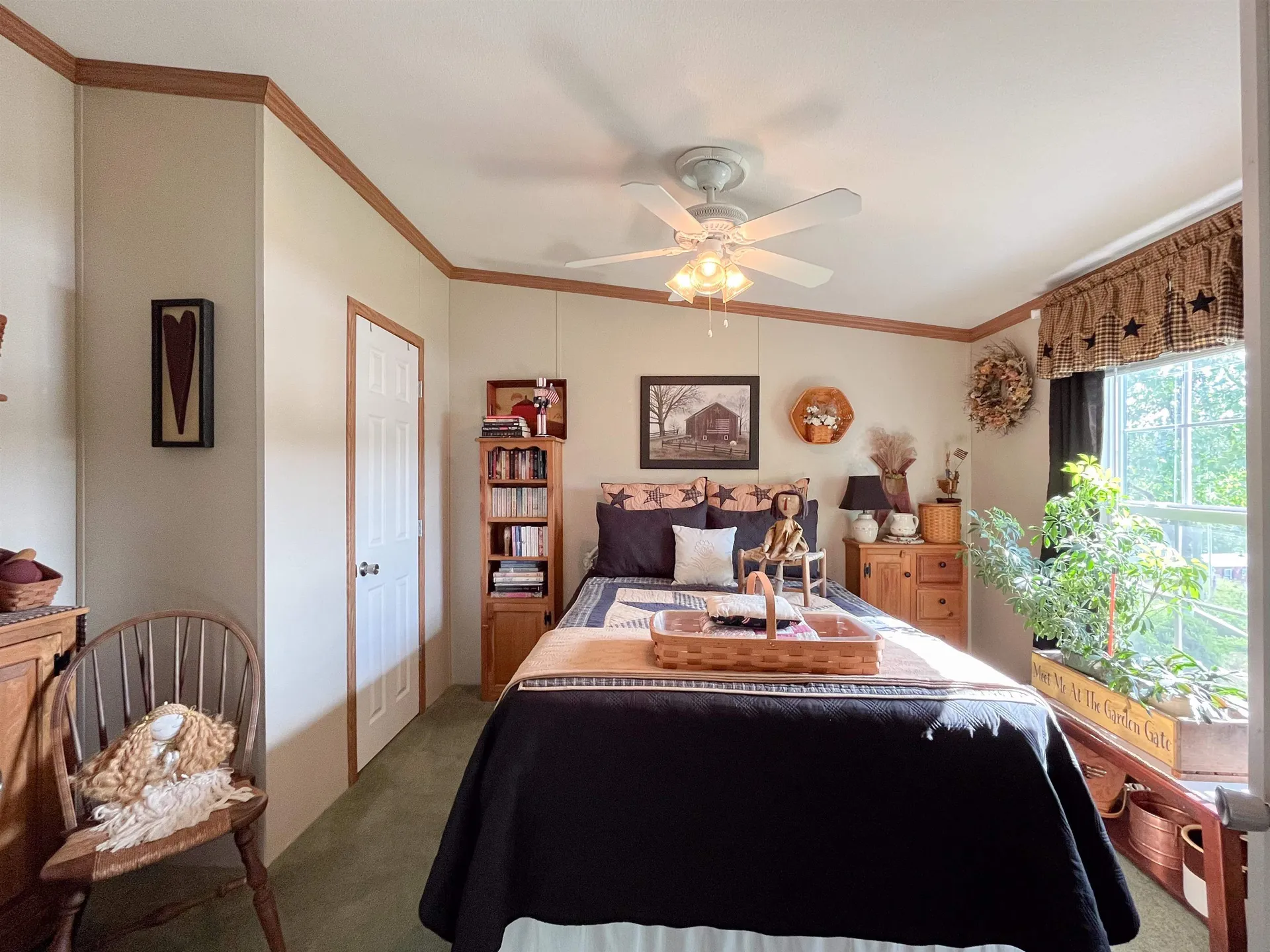 16 Julia's Way Littleton NH 03561