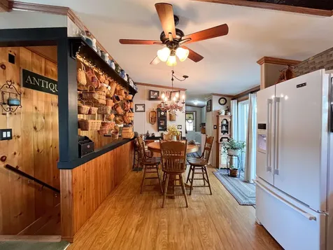 16 Julia's Way Littleton NH 03561