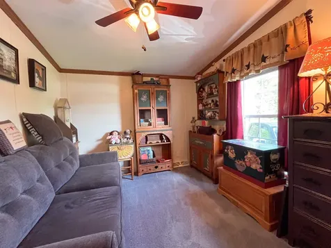 16 Julia's Way Littleton NH 03561