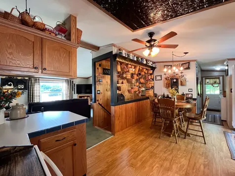 16 Julia's Way Littleton NH 03561