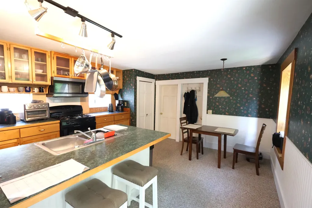 9 Shaw Street Lebanon NH 03766