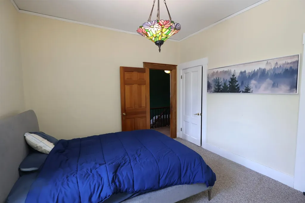 9 Shaw Street Lebanon NH 03766