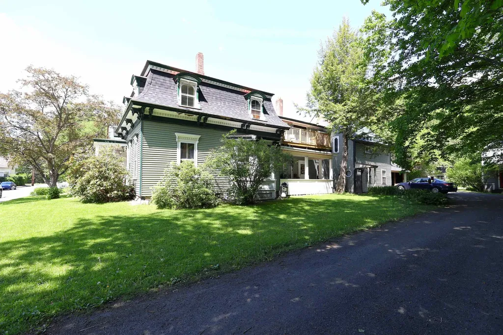 9 Shaw Street Lebanon NH 03766