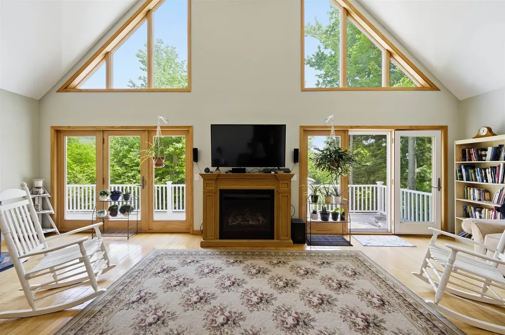 299 Cloutier Drive Stark NH 03582