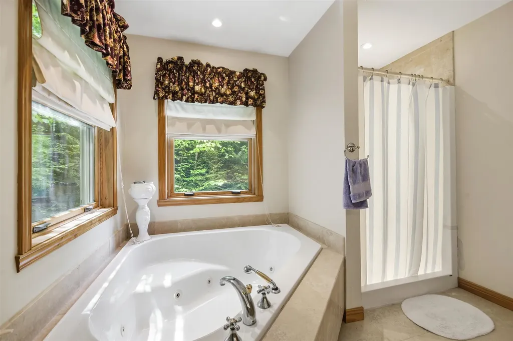 299 Cloutier Drive Stark NH 03582