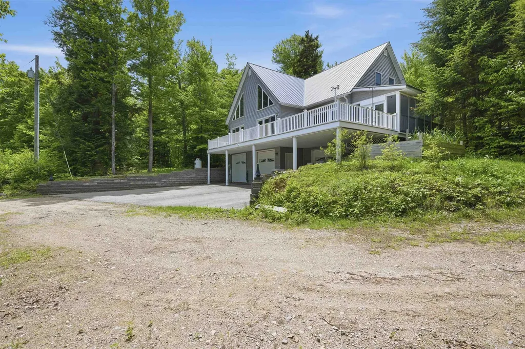 299 Cloutier Drive Stark NH 03582