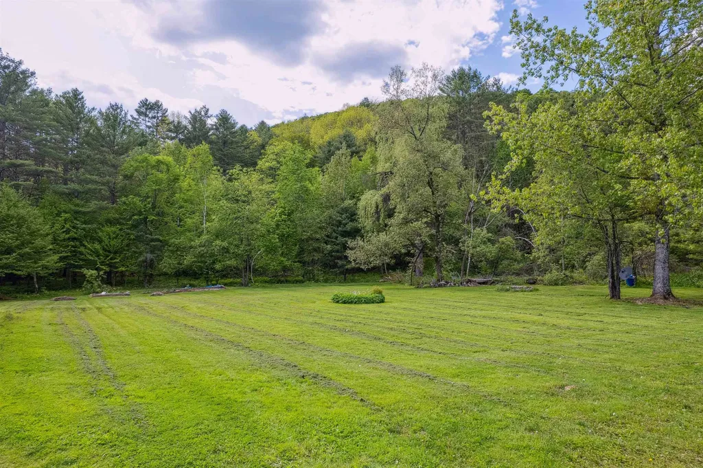 103 Potash Hill Road Tunbridge VT 05077