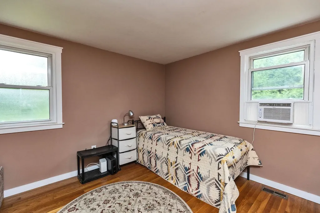 17 Maple Avenue Peterborough NH 03458