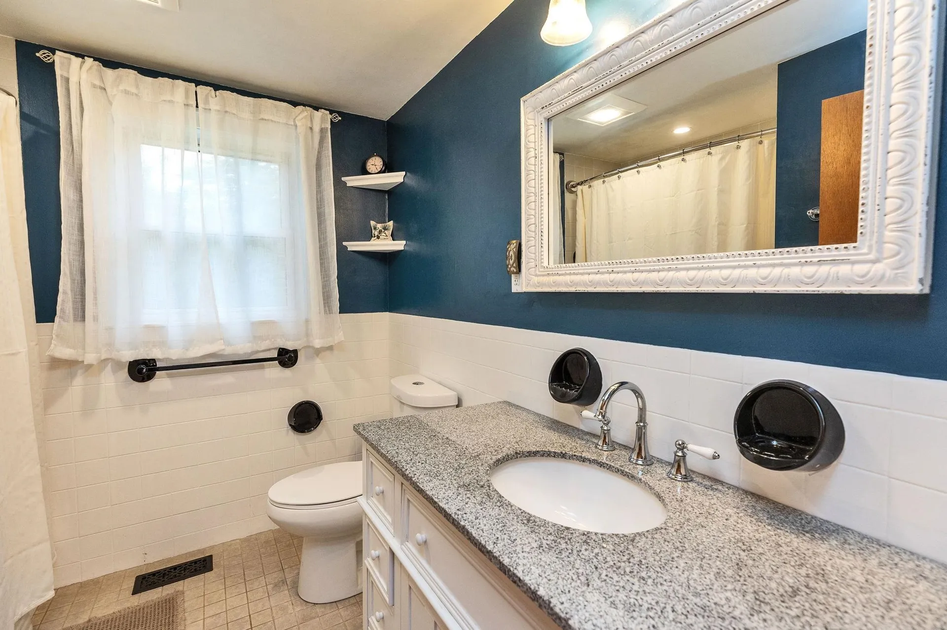 17 Maple Avenue Peterborough NH 03458