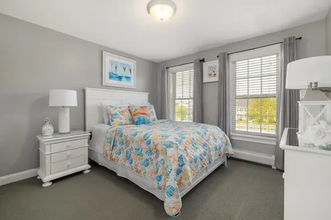 12 Perrys Way Berwick ME 03901