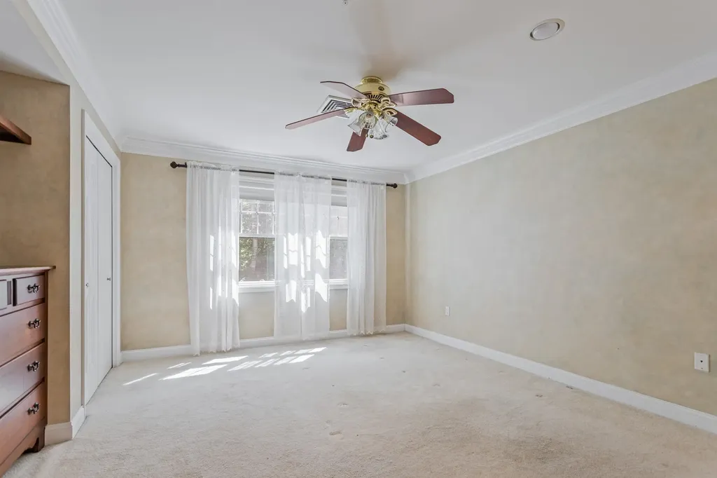 216 Sterling Hill Lane Exeter NH 03833