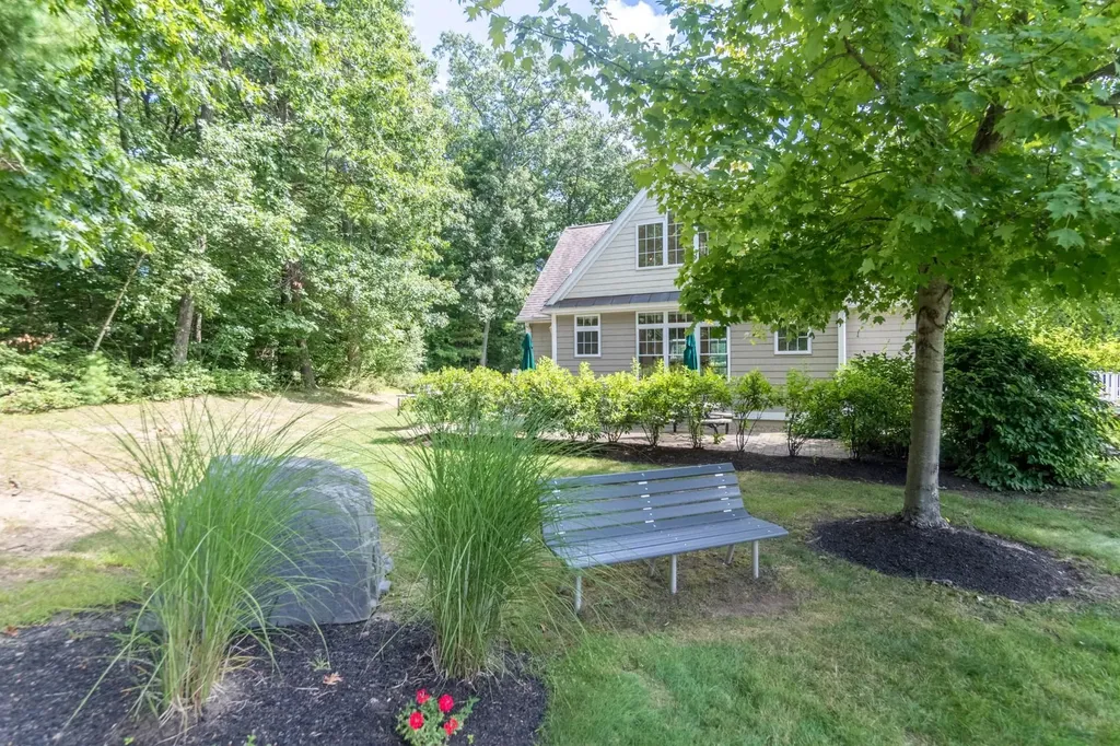 216 Sterling Hill Lane Exeter NH 03833