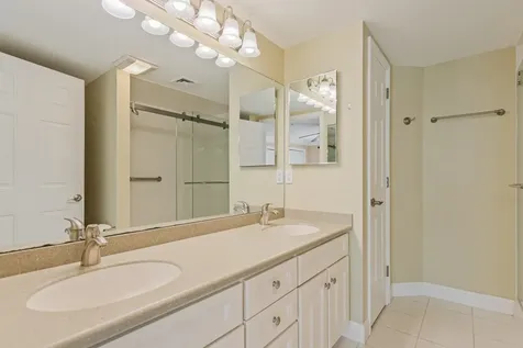 216 Sterling Hill Lane Exeter NH 03833