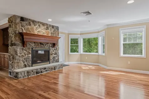 216 Sterling Hill Lane Exeter NH 03833