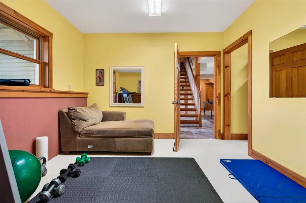181 Route 11 Winhall VT 05340