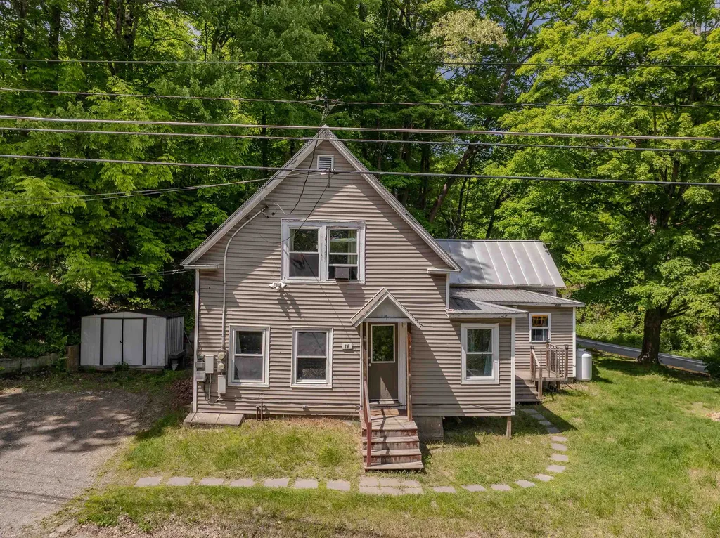 14 Bible Hill Road Newbury VT 05081