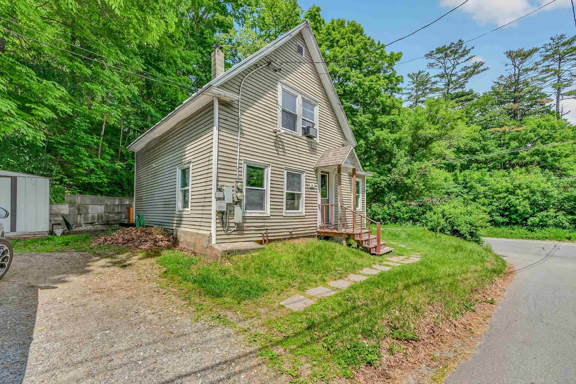 14 Bible Hill Road Newbury VT 05081