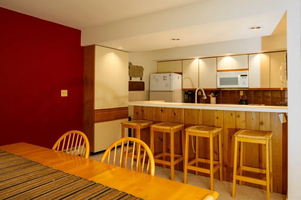 46 Ridge Road Winhall VT 05340