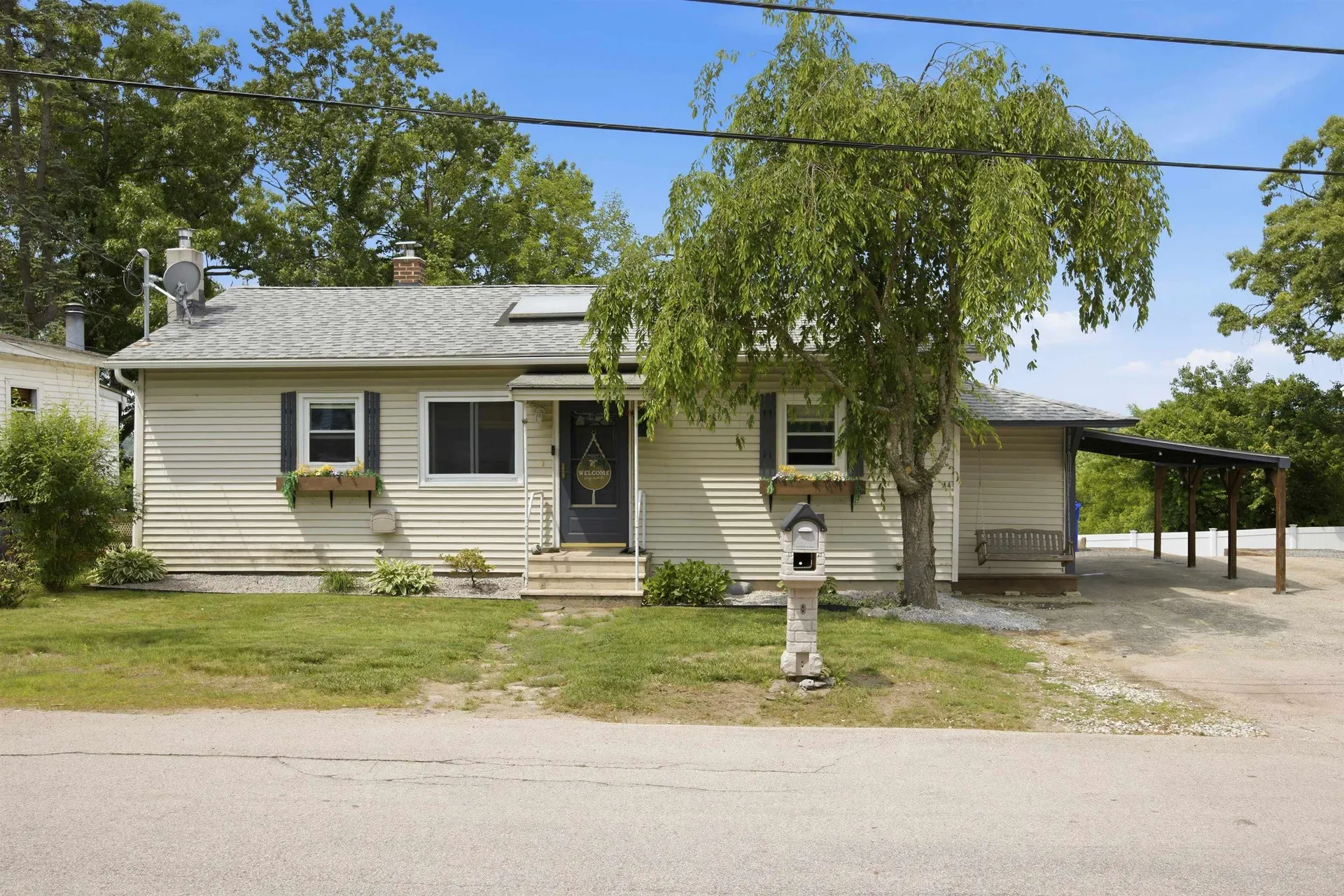 44 Billings Street Manchester NH 03103