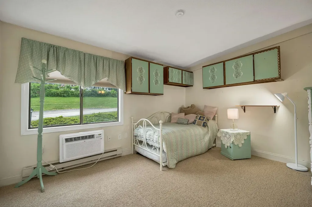 178 Treetop Circle Laconia NH 03246