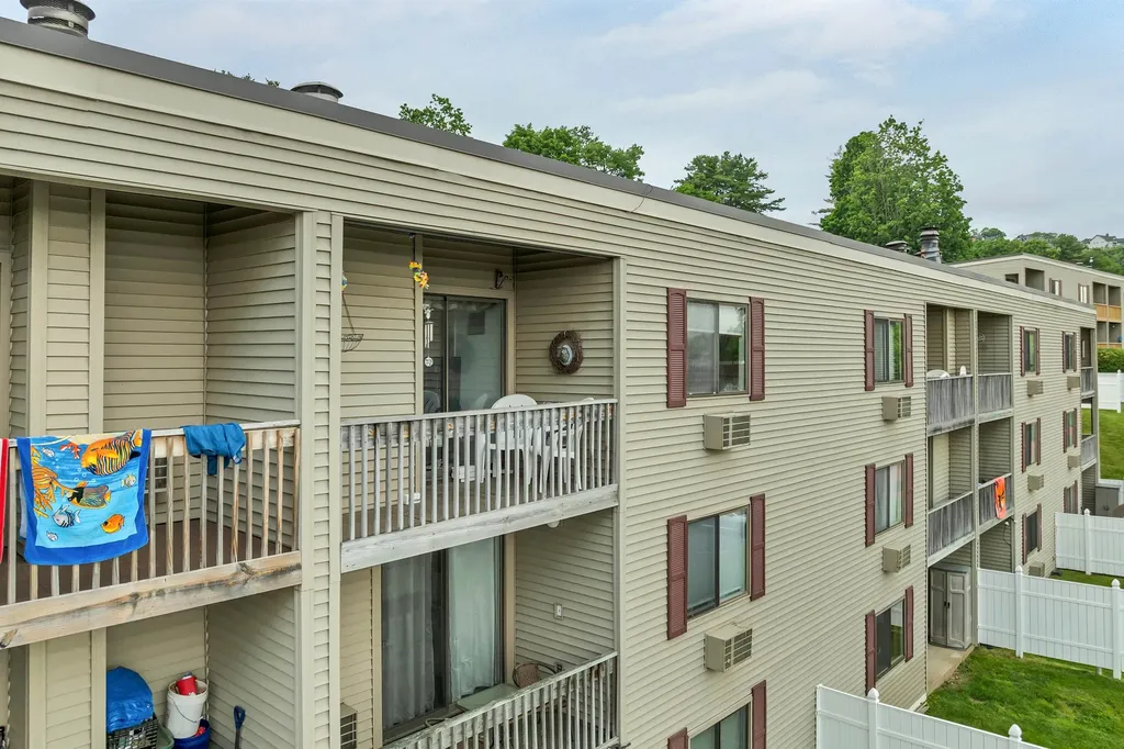 178 Treetop Circle Laconia NH 03246